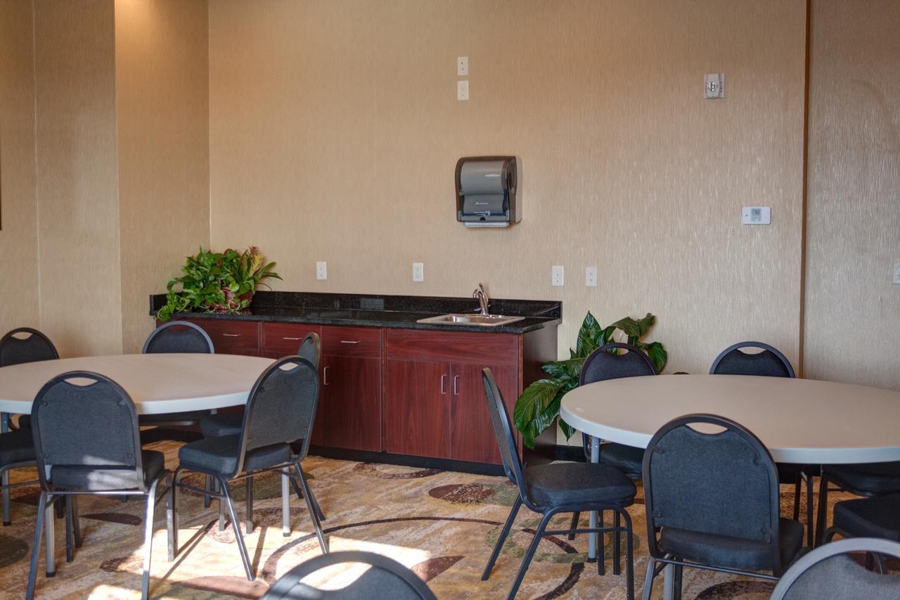 Cobblestone Hotel And Suites - Jefferson المظهر الخارجي الصورة